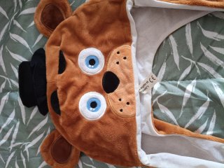 Gorro de peluche Freddy