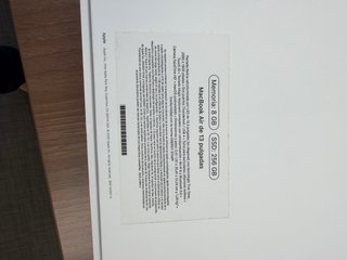 MacBook Air M1 256GB 8GB RAM Como Nuevo