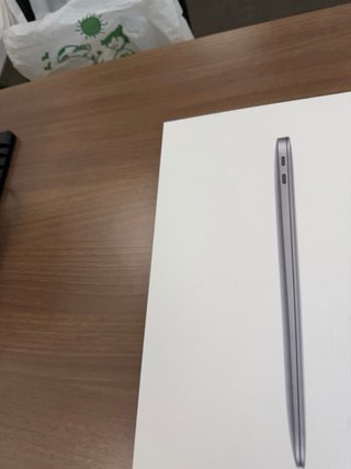 MacBook Air M1 256GB 8GB RAM Como Nuevo
