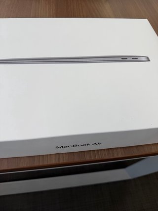 MacBook Air M1 256GB 8GB RAM Como Nuevo