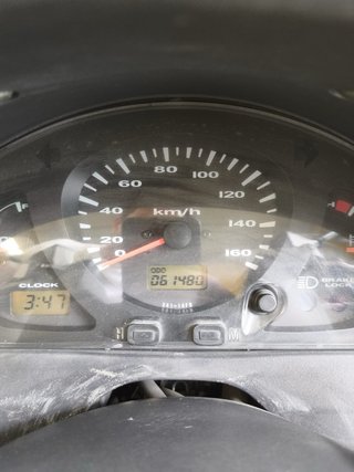 Suzuki Burgman Plata/Negra
