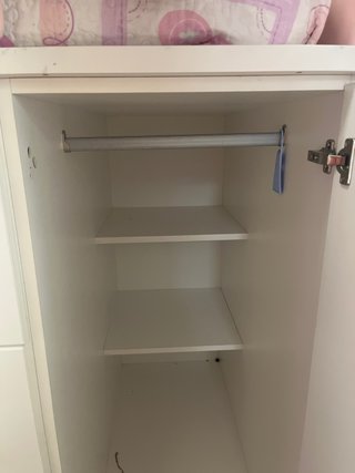 Dormitorio completo para espacios pequeños