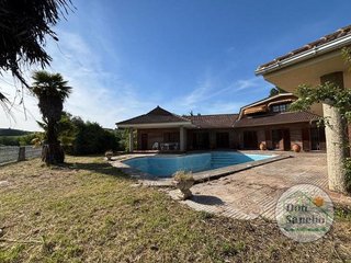 Chalet en venta en Simancas