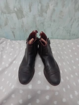 Botines camperos marrones
