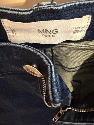 Pantalón vaquero Mango azul
