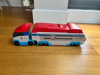 Camión Patrulla Canina + 5 Vehículos