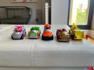 Camión Patrulla Canina + 5 Vehículos