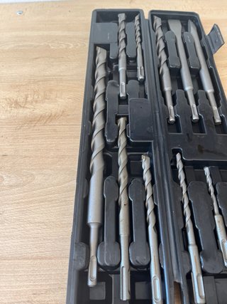 Juego de brocas y cinceles para martillo