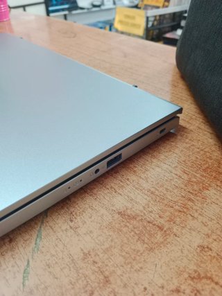 ORDENADOR PORTÁTIL ACER N22C6 PLATEADO CON CARGADO