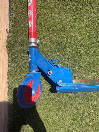 Patinete Patrulla Canina Azul y Rojo