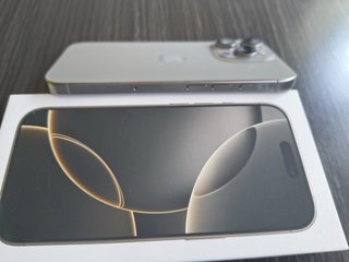 iPhone 16 Pro 128 GB Titanio Natural  98% Bat