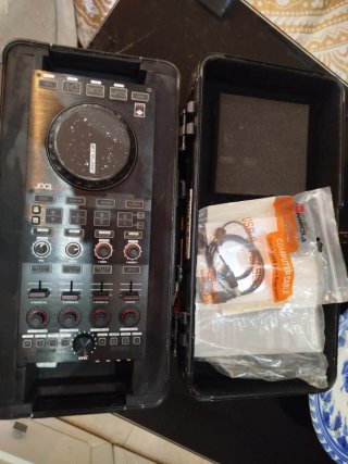 Reloop Contour Interface Edition DJ Controller