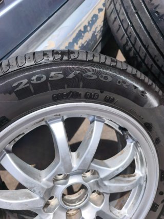 Llantas con neumático  16 Toyota Prius Plus