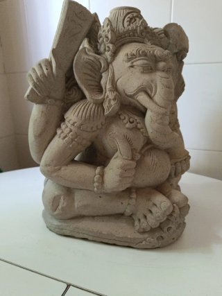 Figura Ganesha de piedra
