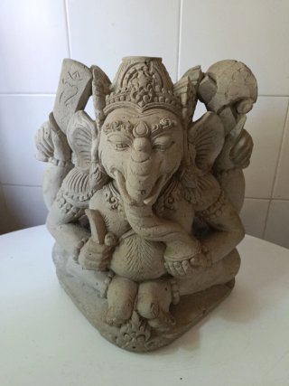 Figura Ganesha de piedra