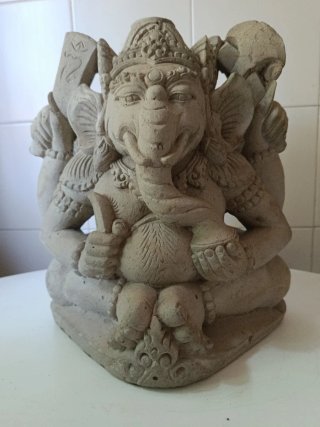 Figura Ganesha de piedra