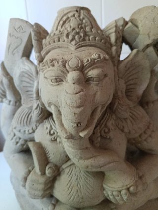 Figura Ganesha de piedra