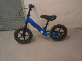 Bici de equilibrio azul