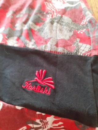 Vestido Koroshi manga larga estampado