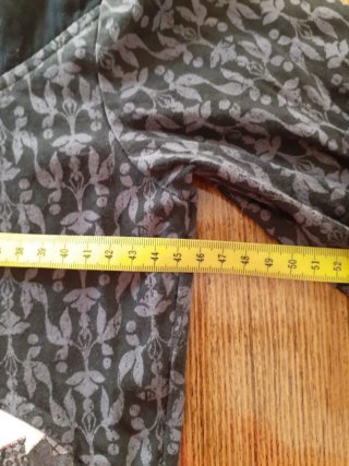 Vestido Koroshi manga larga estampado
