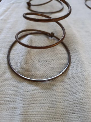 Muelles de acero de sillas antiguas