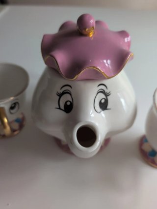 Tetera y Taza Bella y la Bestia Porcelana