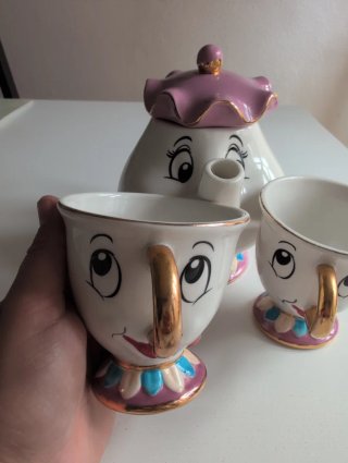 Tetera y Taza Bella y la Bestia Porcelana