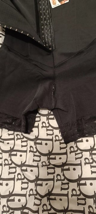 Faja colombiana con varillas negra