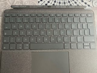 Funda Logitech Combo Touch iPad 7/8/9 Gen