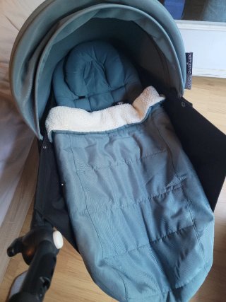 Carrito YOYO con capazo, silla y extras
