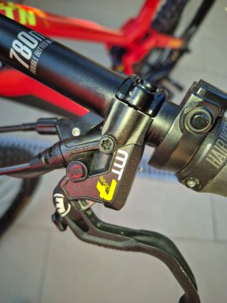 Bici Eléctrica Haibike ALLMTN 7 Roja