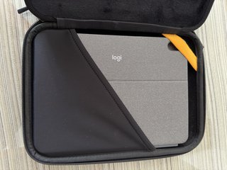 Funda Logitech iPad + Apple Pencil 2