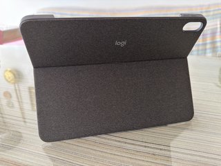 Funda Logitech iPad + Apple Pencil 2