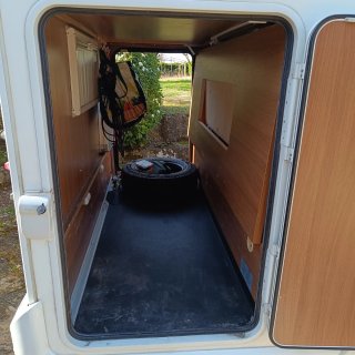 Rimor Kayak 7 Autocaravana Capuchina