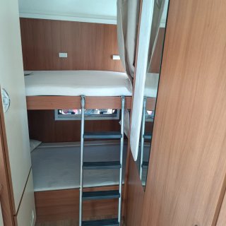 Rimor Kayak 7 Autocaravana Capuchina
