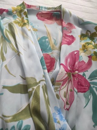 Body estampado flores manga larga