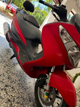 Suzuki Burgman 200cc