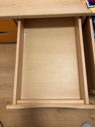 Cama individual con cajones de madera