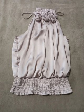 Blusa sin mangas beige talla única
