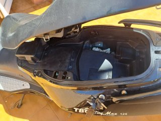 TBQ City Max 125 Negra
