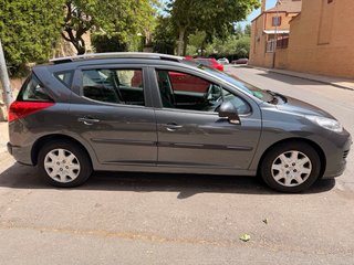 Peugeot 207 2010