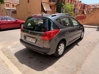 Peugeot 207 2010