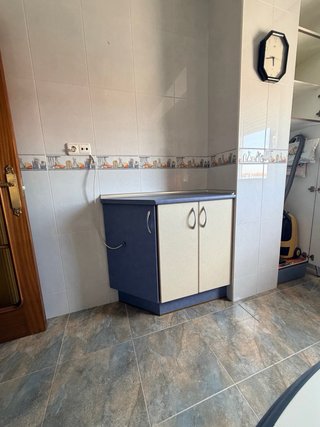 Muebles de cocina beige y azul En melamina