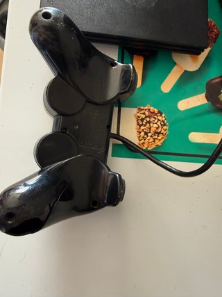 PlayStation 2 Negra + 1 Mando