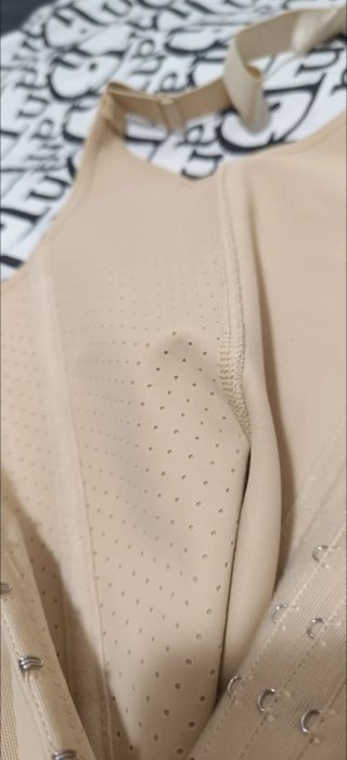 Faja Colombiana con Varillas Beige