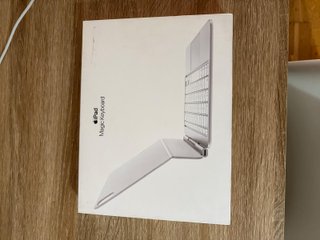 Apple Magic Keyboard iPad Pro 11 M4