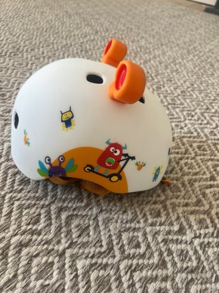 Casco infantil Micro con pegatinas talla 45-52