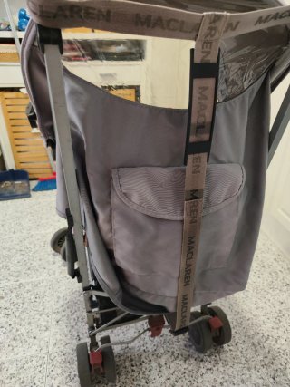 Sillita de paseo Maclaren niña