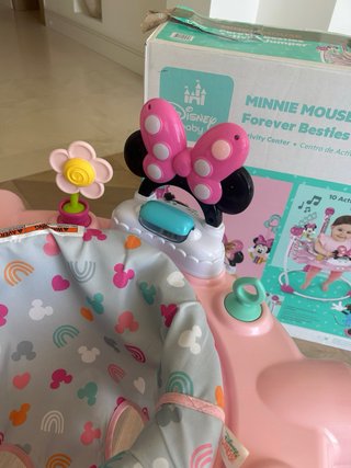 Saltador Minnie Mouse