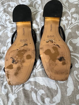 Sandalias Marypaz Negras Tacon Dorado